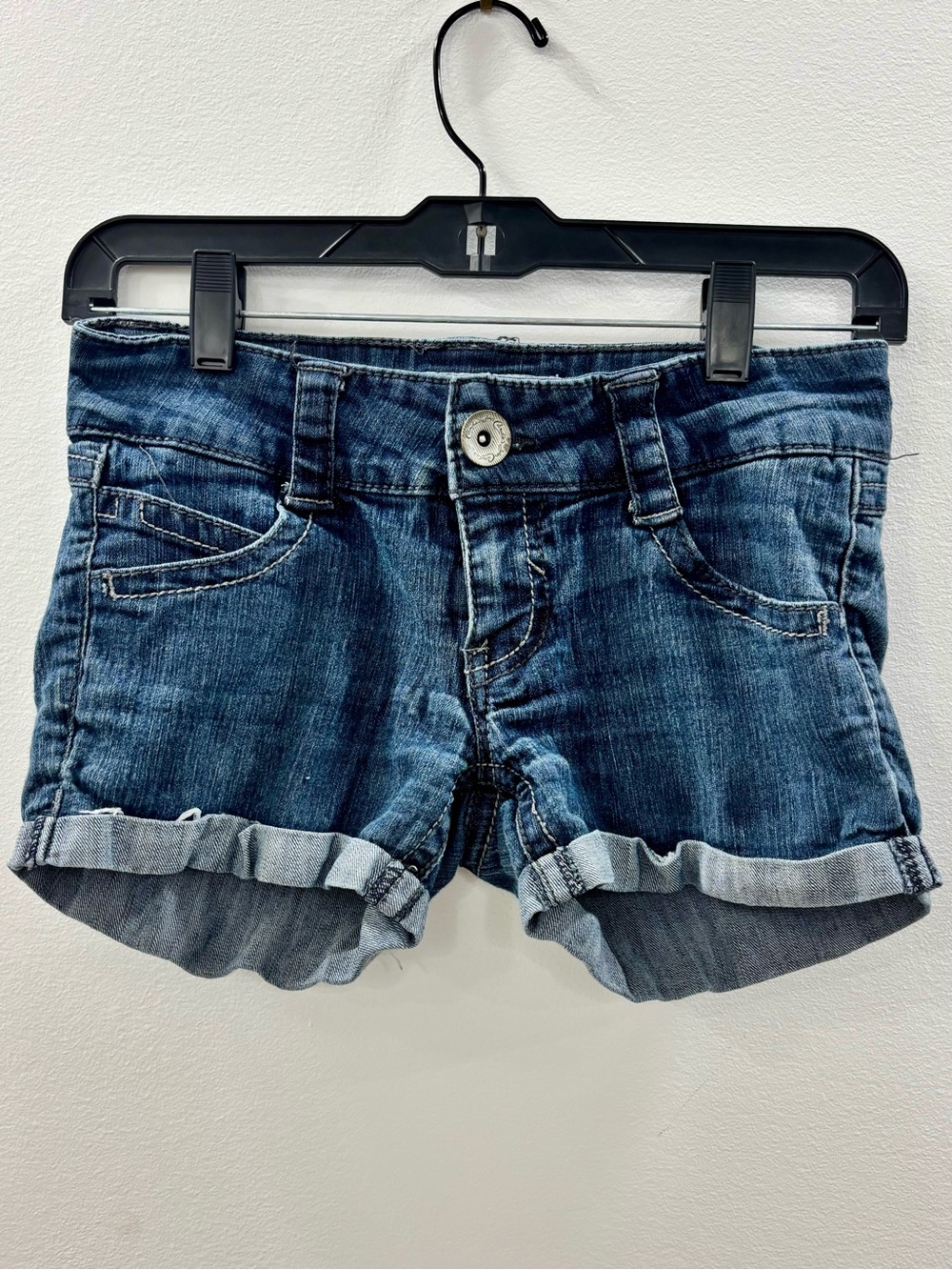 Candie’s Y2K Cuffed Med Wash Denim Jean Shorts Low-Rise Womens Juniors Size 1